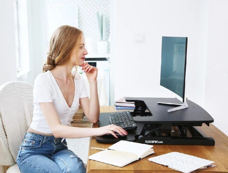 4 simple steps to start a company in Singapore