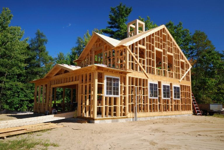 5 Things You Need to Know Before Buying Land to Build a House