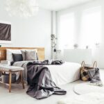 spacious-bedroom-with-windows-1521558256